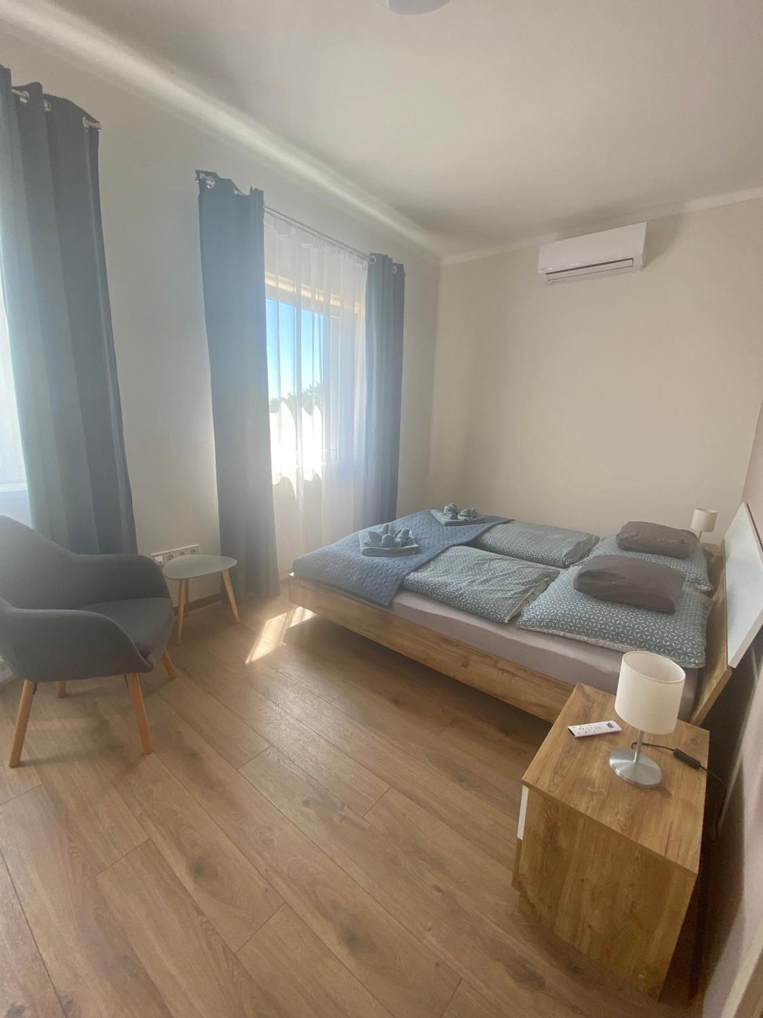 Azur Panorama Apartman Alsóörs Екстериор снимка