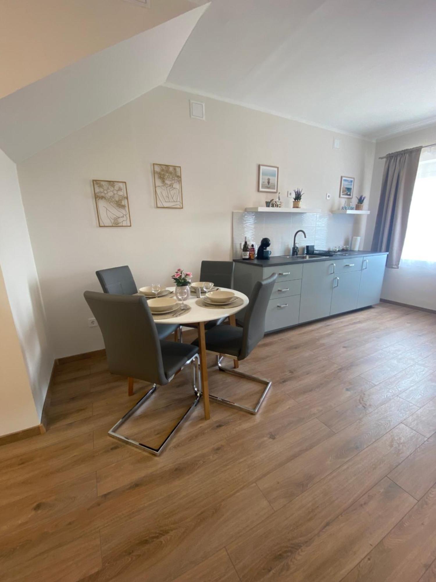 Azur Panorama Apartman Alsóörs Екстериор снимка