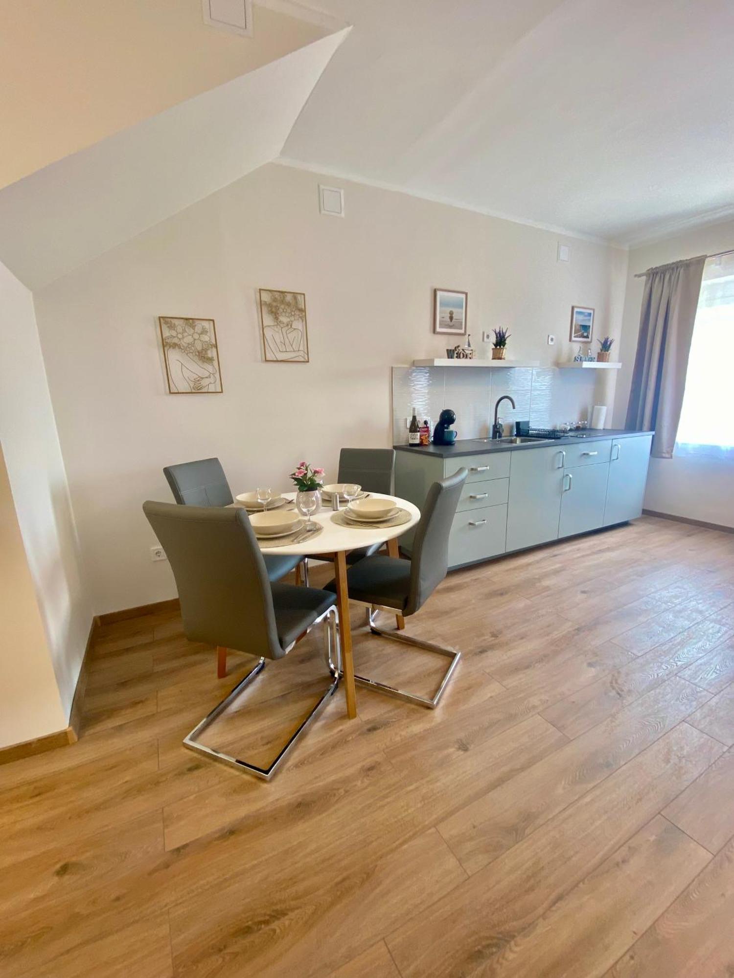 Azur Panorama Apartman Alsóörs Екстериор снимка